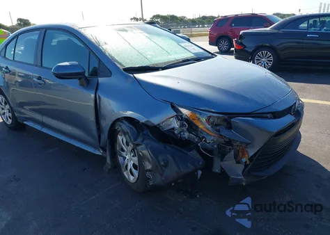 2026 Toyota Corolla Le z USA, uszkodzony, nr VIN 5YFB4MDE9TP374224